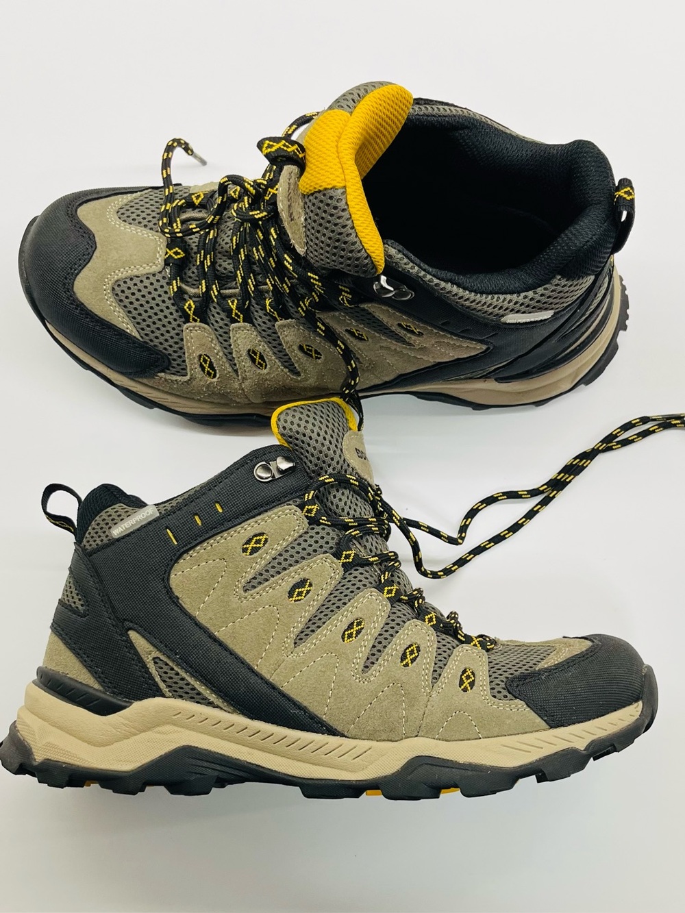 Eddie Bauer Men’s Red Lodge Mid Waterproof Hiking Boots Size 9M